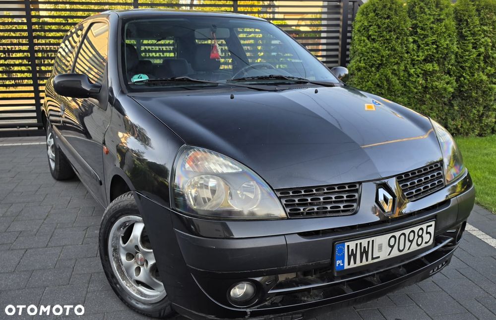 Renault Clio 1.2 16V Emotion - 1