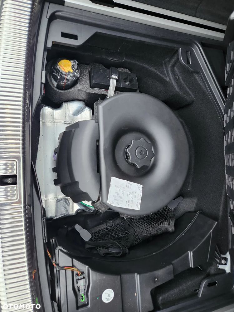 Audi A6 Allroad - 25