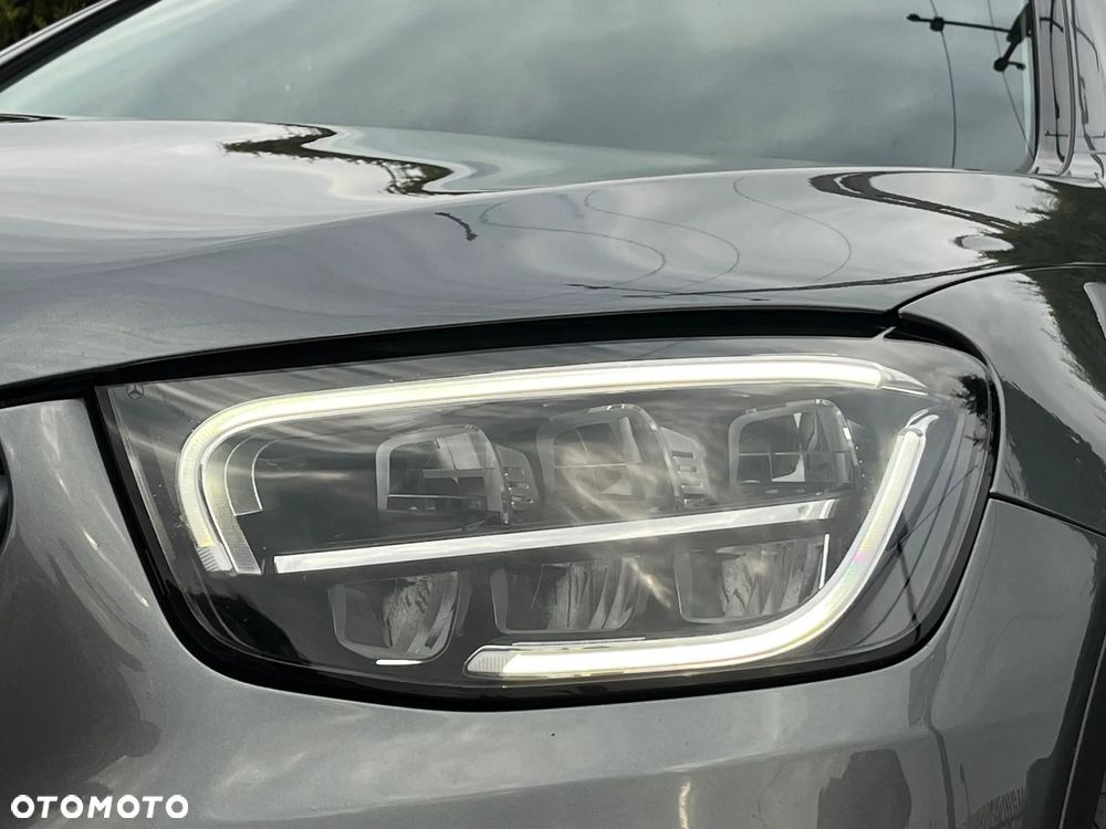 Mercedes-Benz GLC 300 e 4-Matic - 6