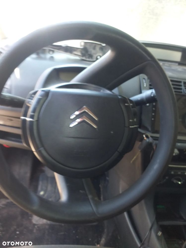 Auto na części - Citroen C4 diesel 2010 Silnik Skrzynia Drzwi Maska Klapa Błotnik Zderzak Lampa Szyba Klamka Lusterko Deska Kokpit - 3