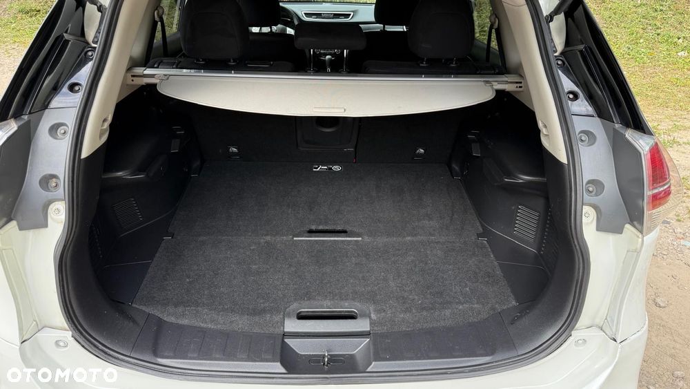 Nissan X-Trail 1.6 DCi Tekna Xtronic 2WD - 12