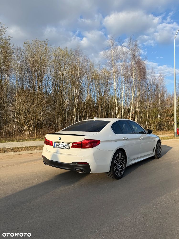 BMW Seria 5 520d xDrive - 5