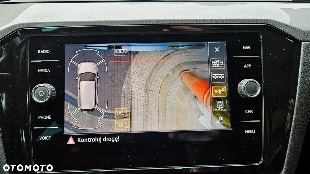 Volkswagen Passat - 40