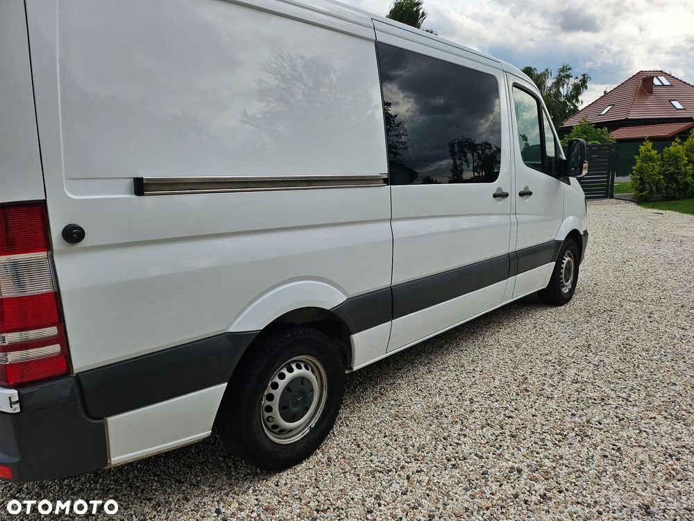 Mercedes-Benz 906 - 6