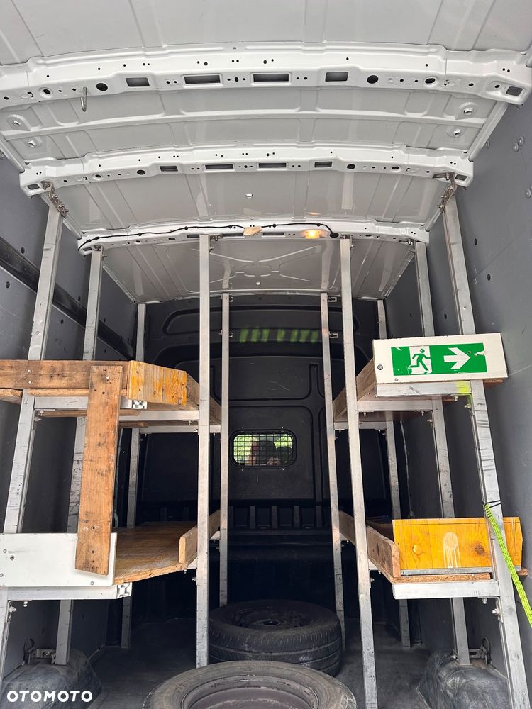 Ford Transit - 10