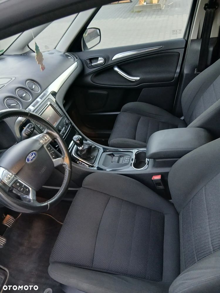 Ford S-Max 2.0 TDCi DPF Titanium - 18