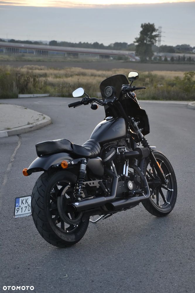 Harley-Davidson Sportster Iron 883 - 6