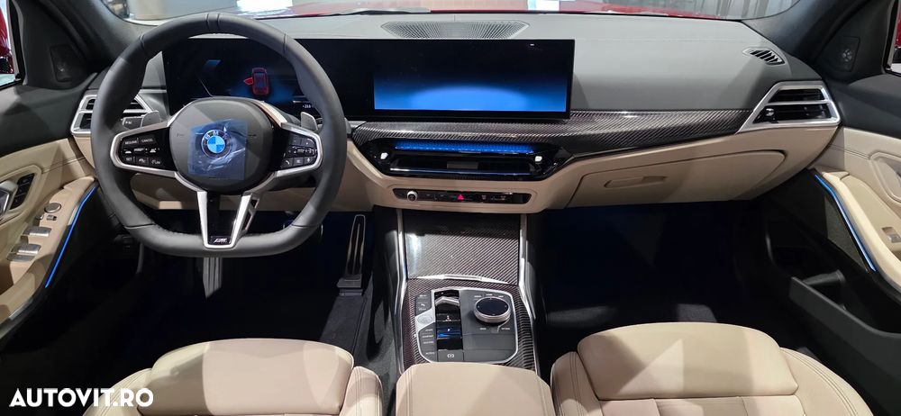 BMW Seria 3 320i xDrive AT - 11