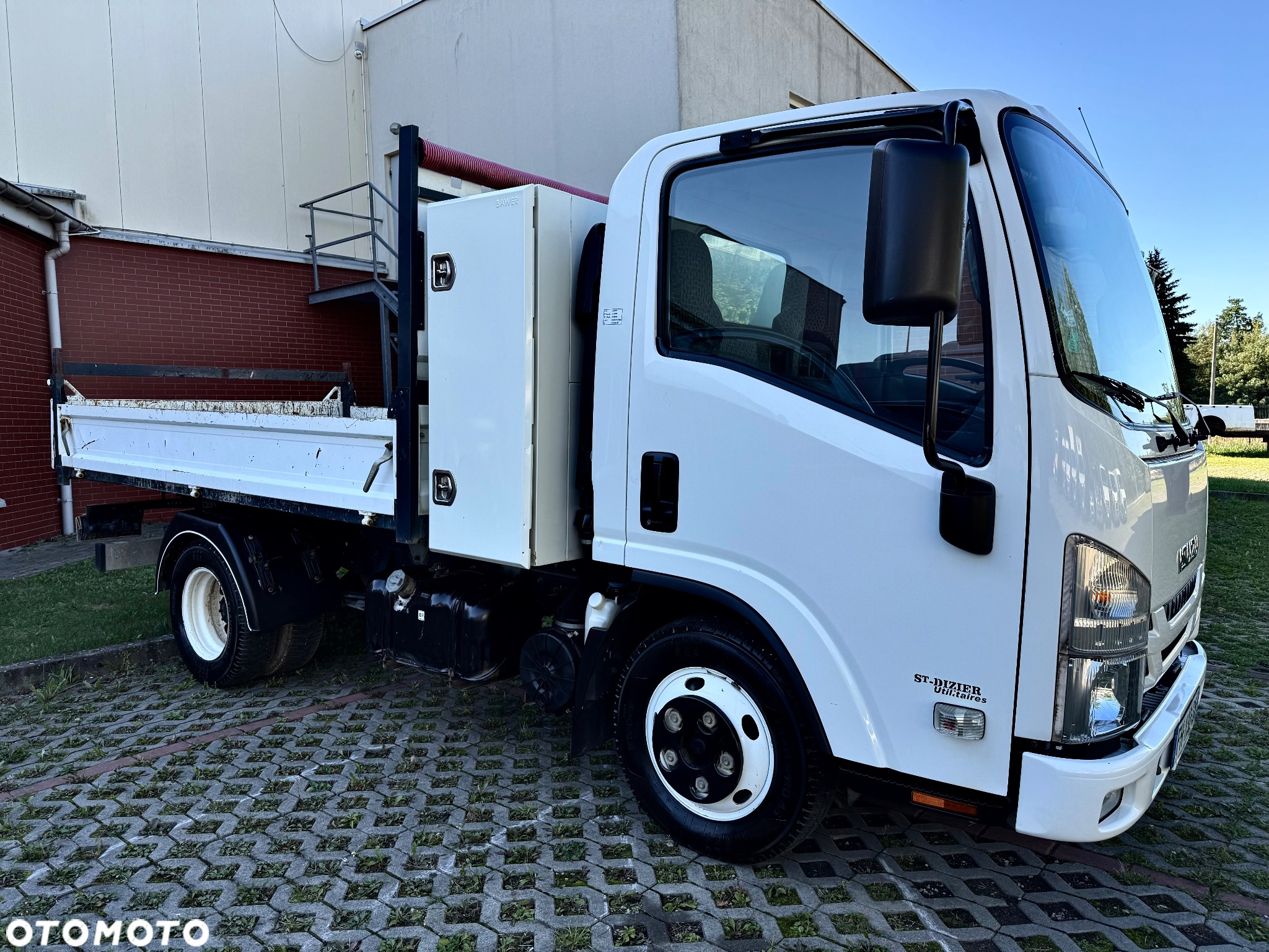 Isuzu N1R - 7