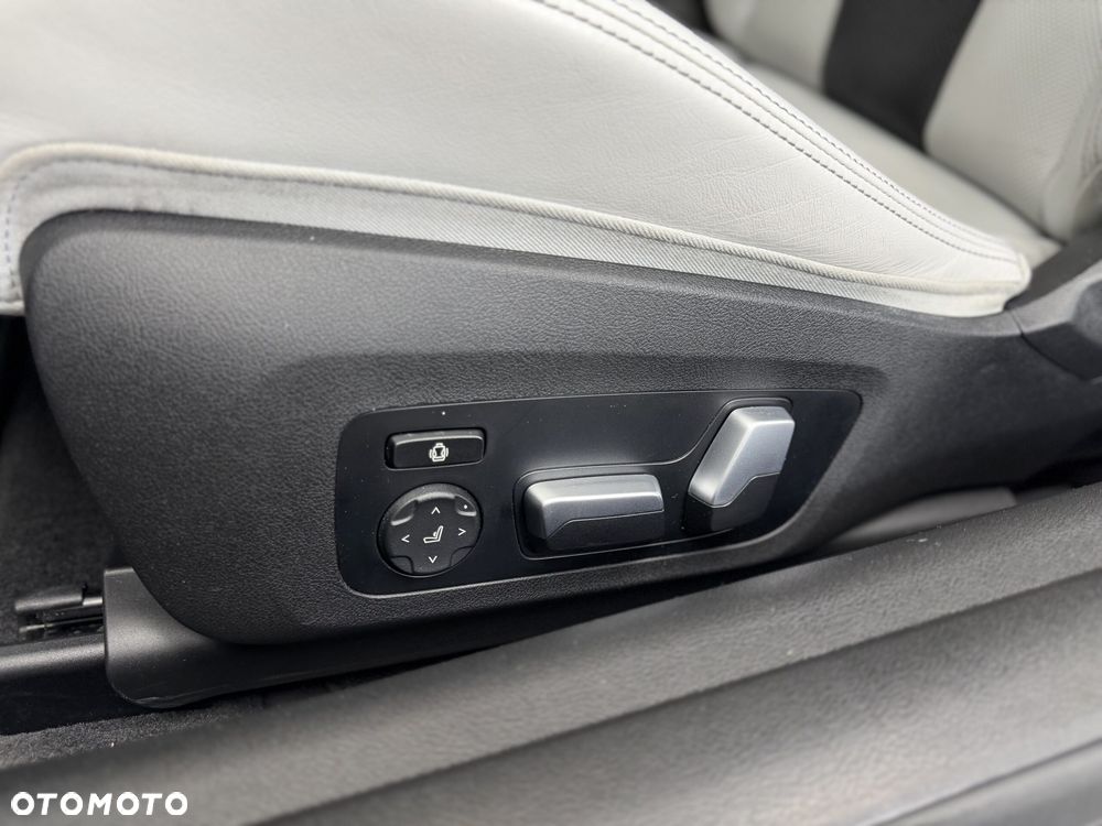 BMW M4 Competition - 26