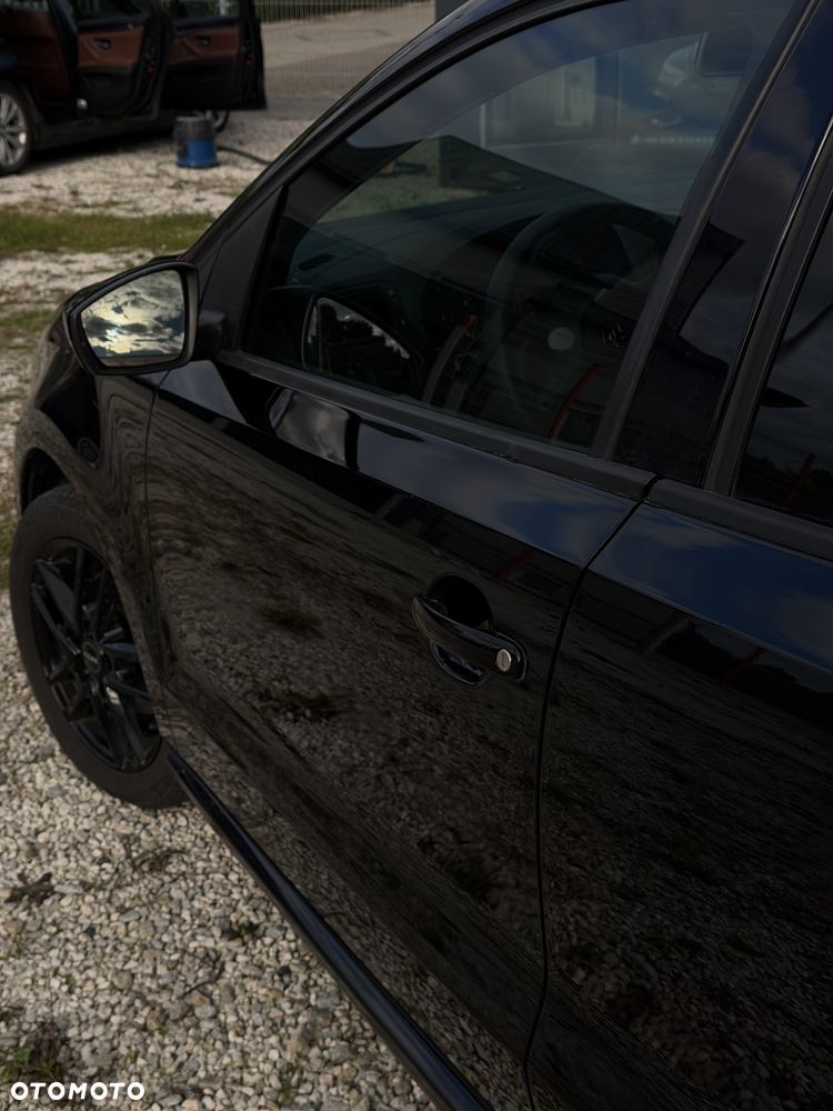 Volkswagen Polo - 10