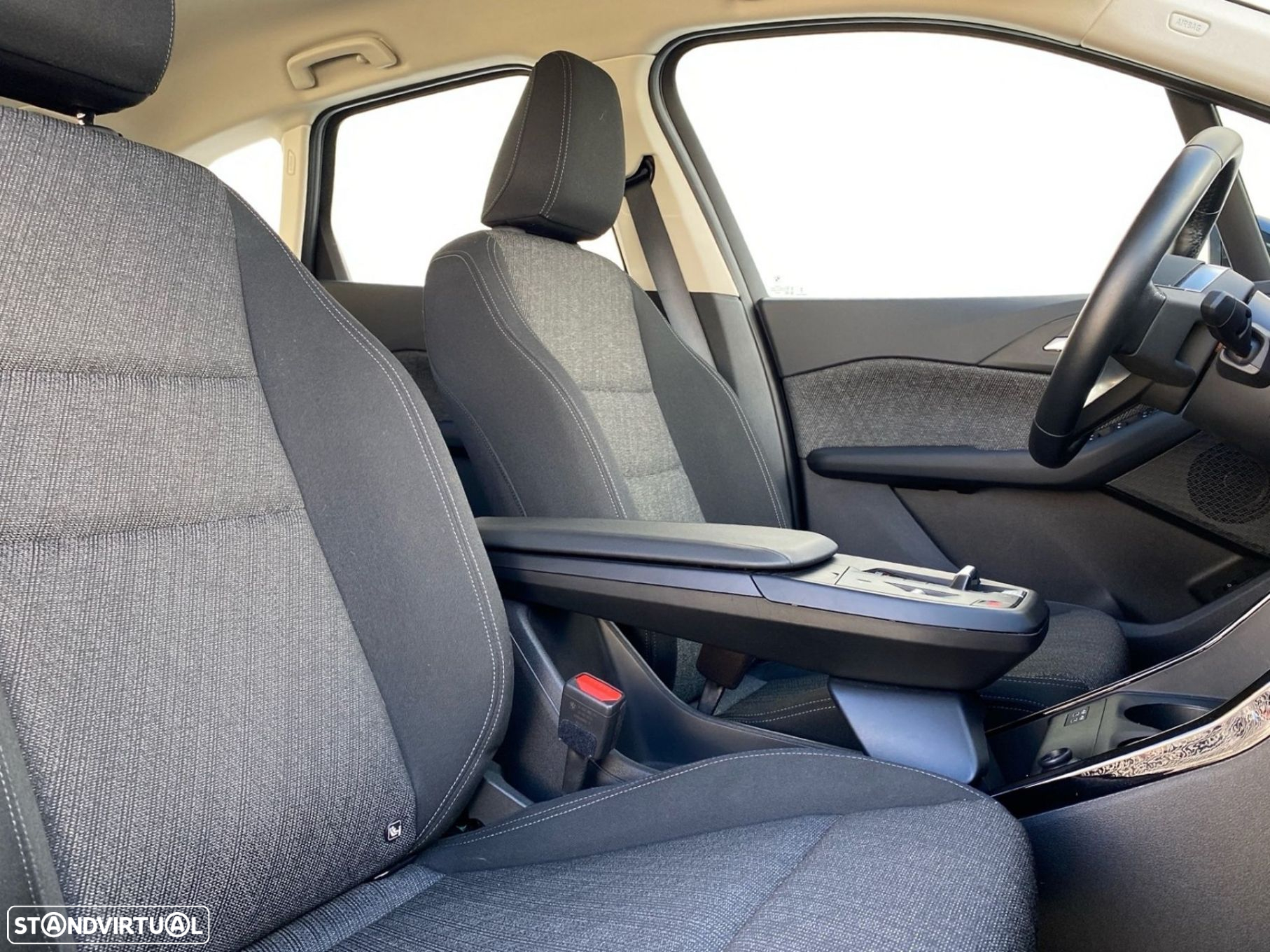 BMW 225xe Active Tourer e xDrive - 16