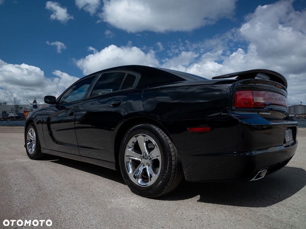Dodge Charger - 2