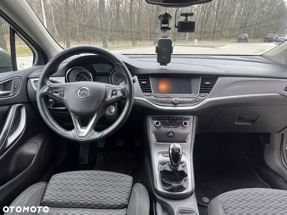 Opel Astra IV 1.6 CDTI Enjoy - 5