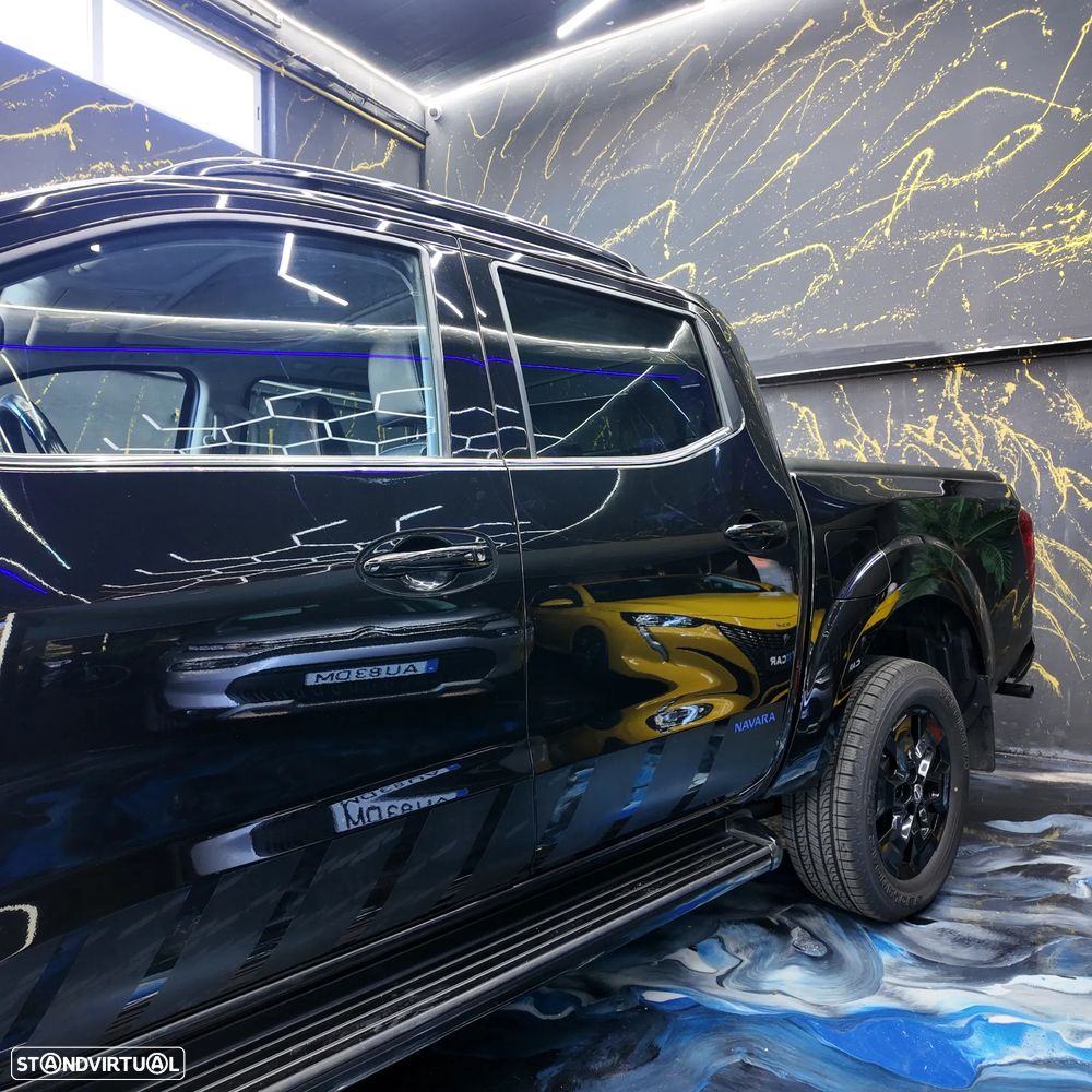 Nissan Navara 2.3 dCi CD 4WD N-Guard Azul Auto - 13