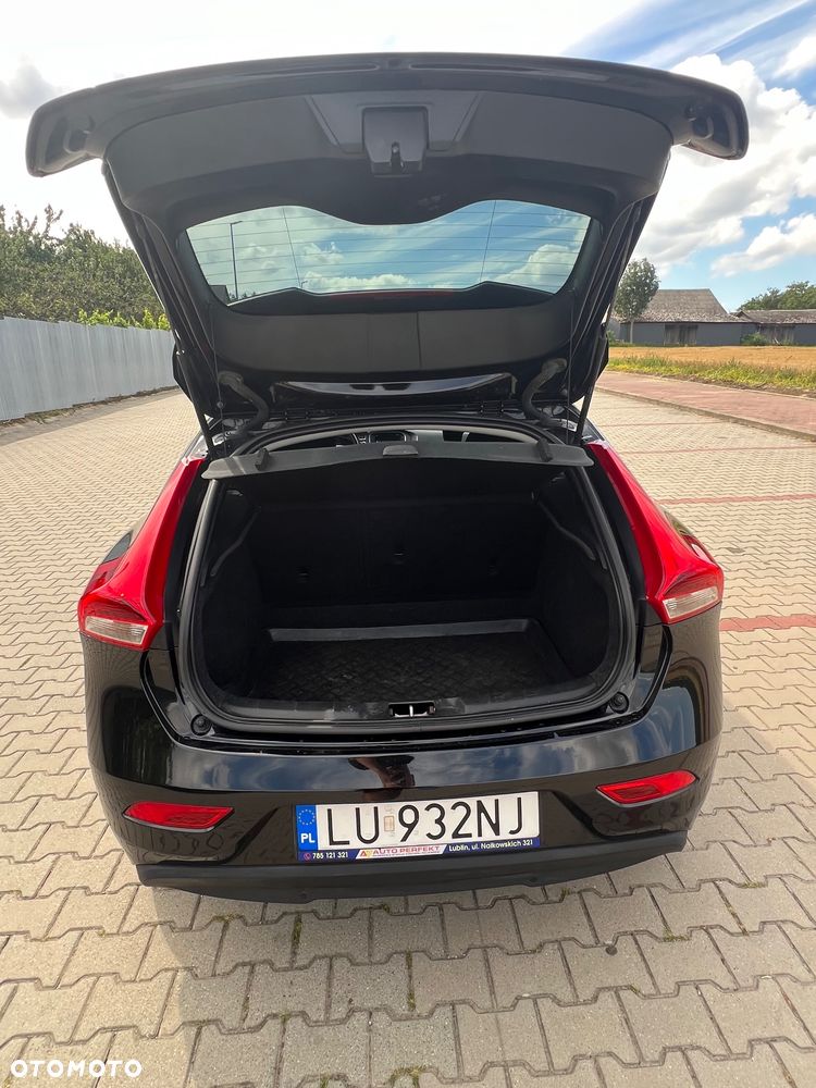 Volvo V40 D2 - 8