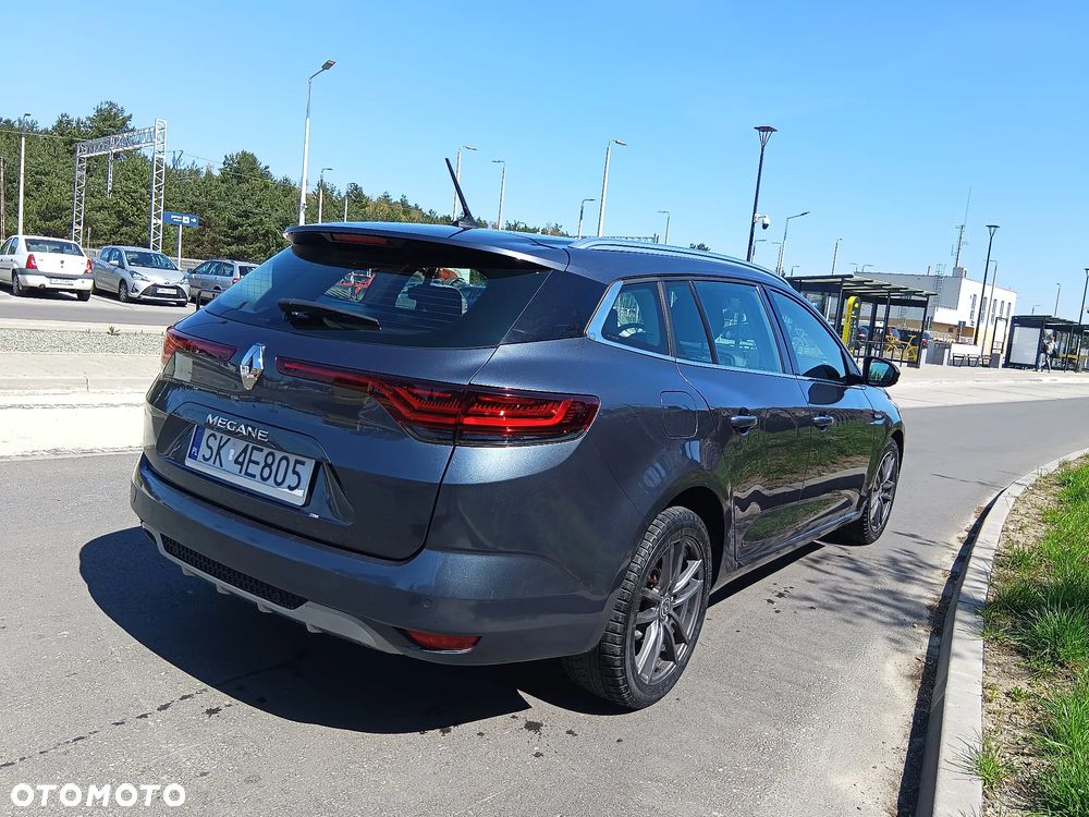 Renault Megane TCe 115 GPF ZEN - 4