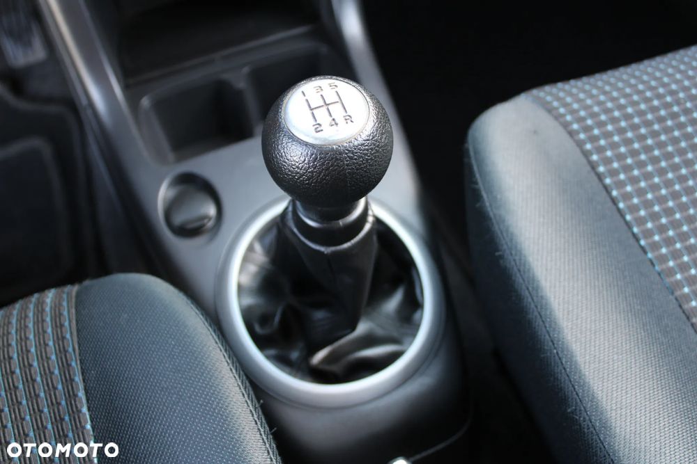 Suzuki Swift - 18