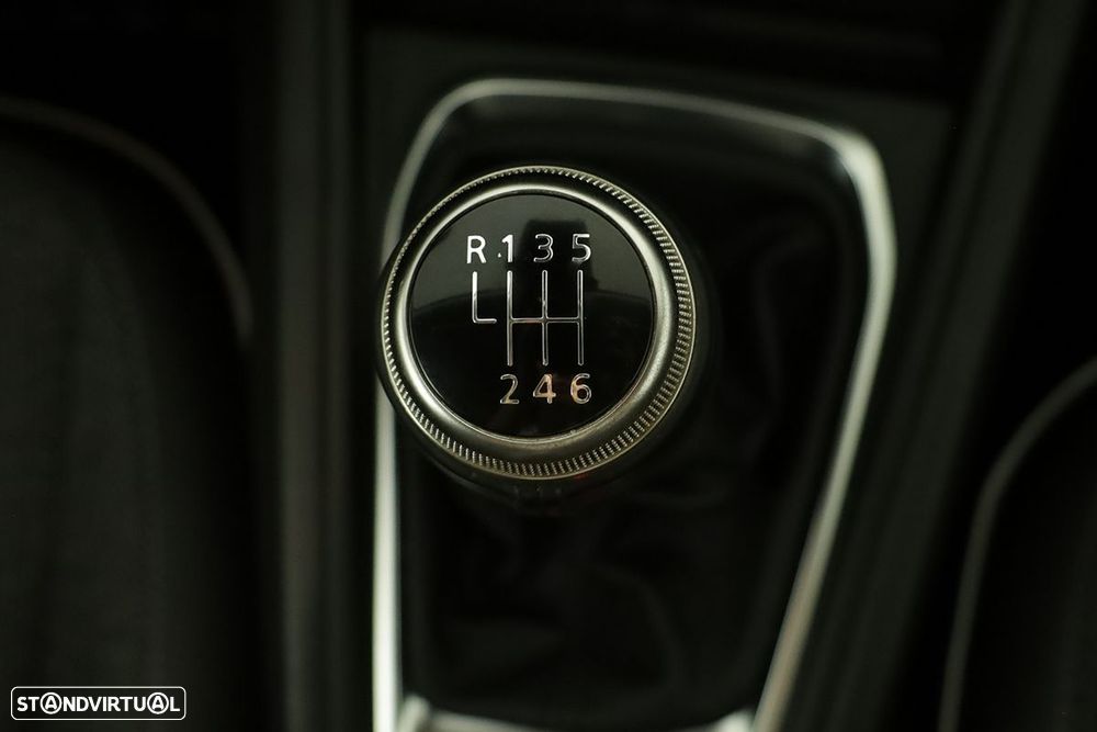 Renault Captur 1.0 TCe Techno Bi-Fuel - 13