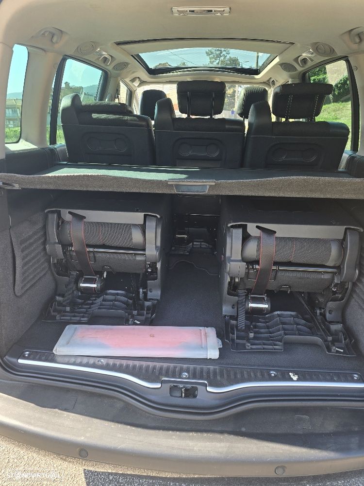 Renault Espace 2.0 dCi FAmily 7L - 12