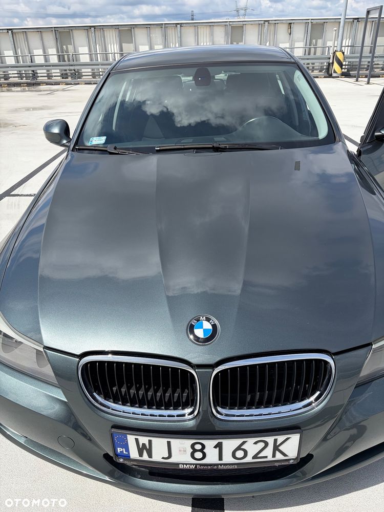 BMW Seria 3 318i - 29