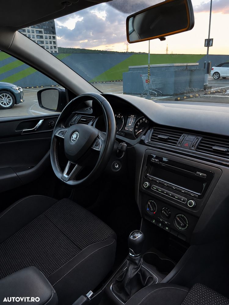 Skoda RAPID 1.2 TSI Ambition - 8