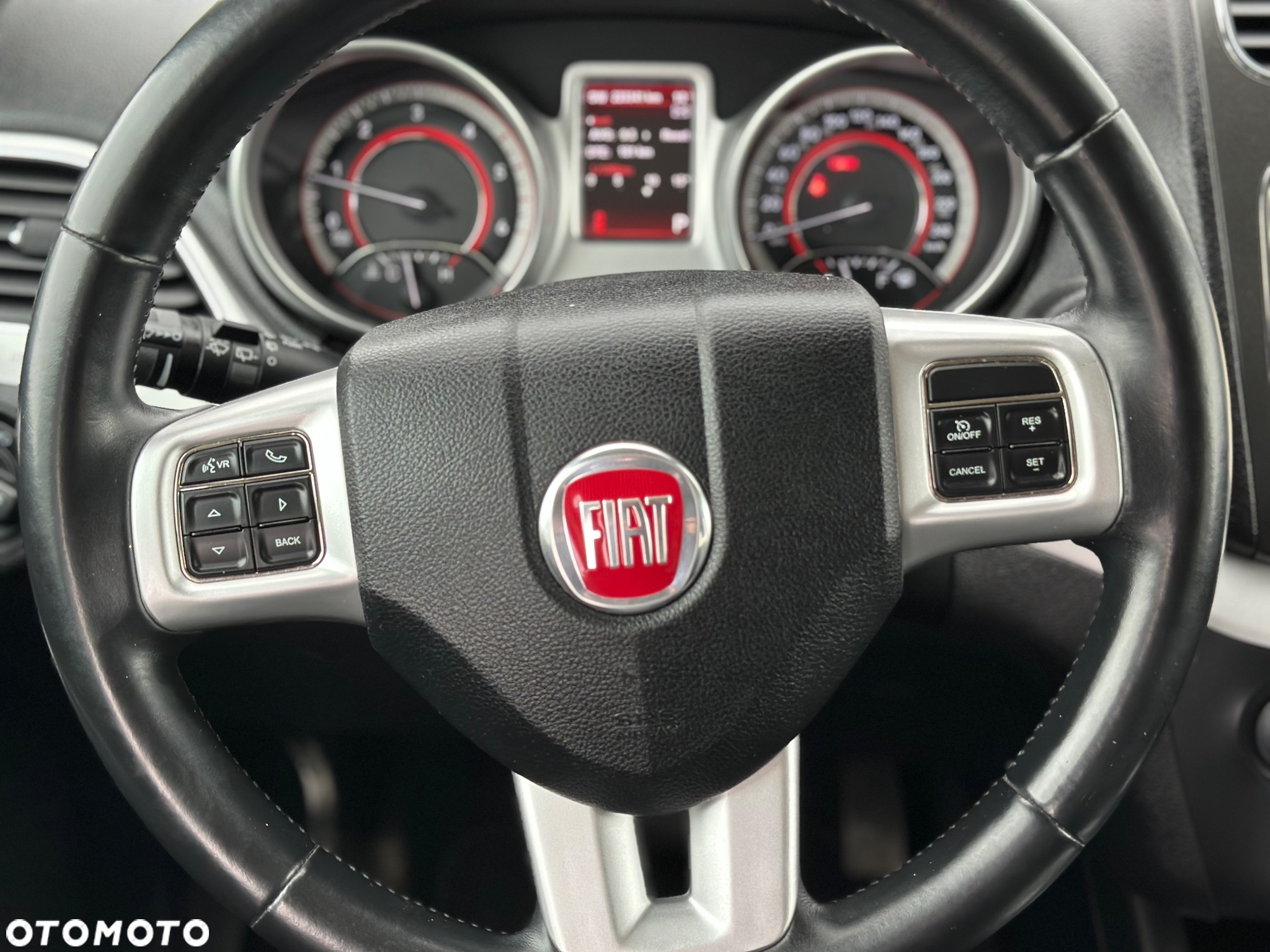 Fiat Freemont 2.0 Multijet Urban AWD - 17