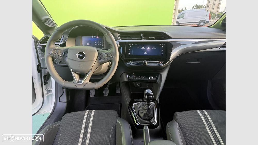 Opel Corsa 1.2 T GS - 11