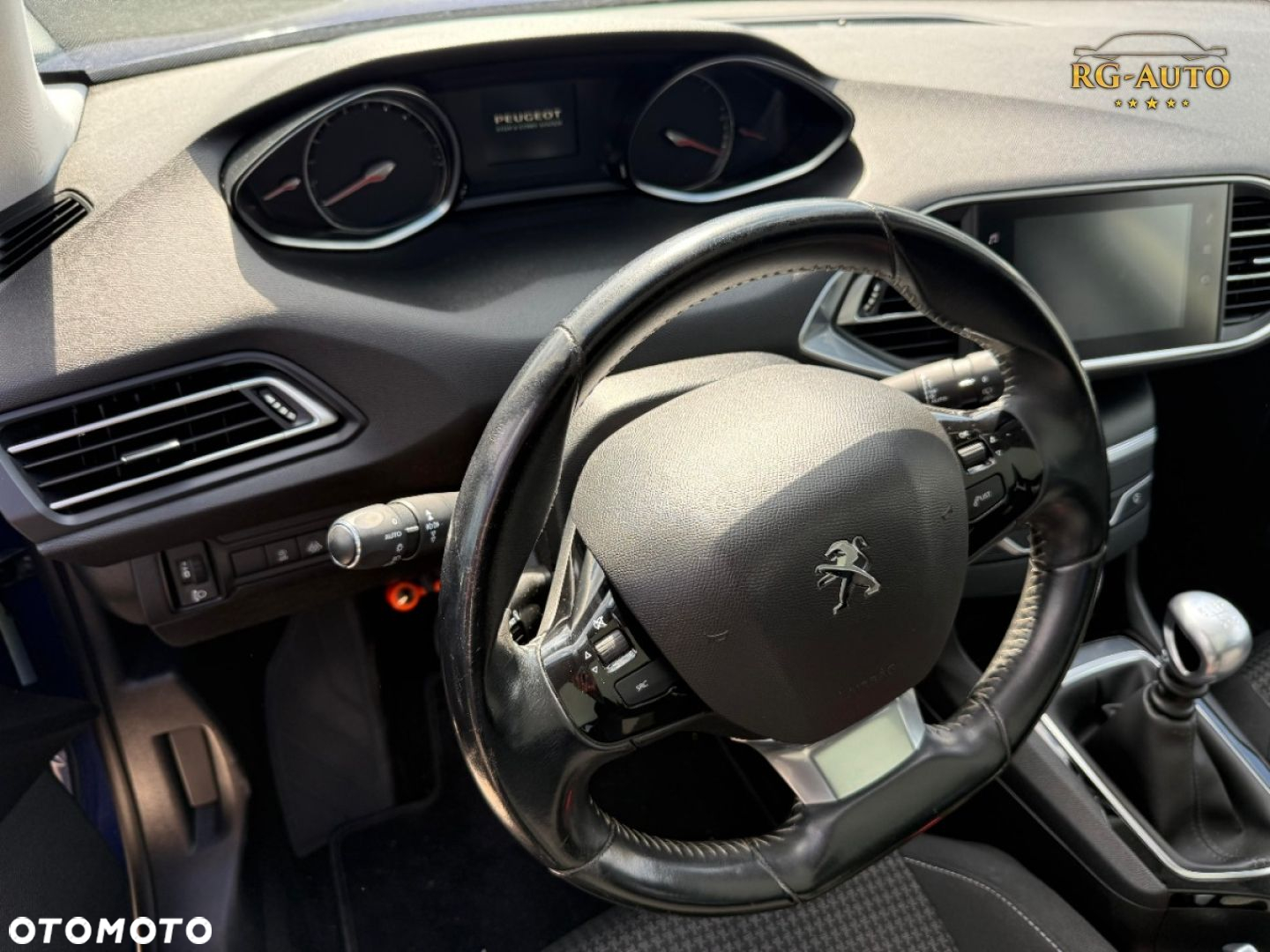 Peugeot 308 - 35