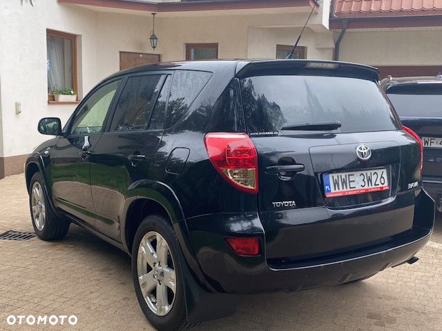 Toyota RAV4 2.2 D-CAT 4x4 Executive - 4