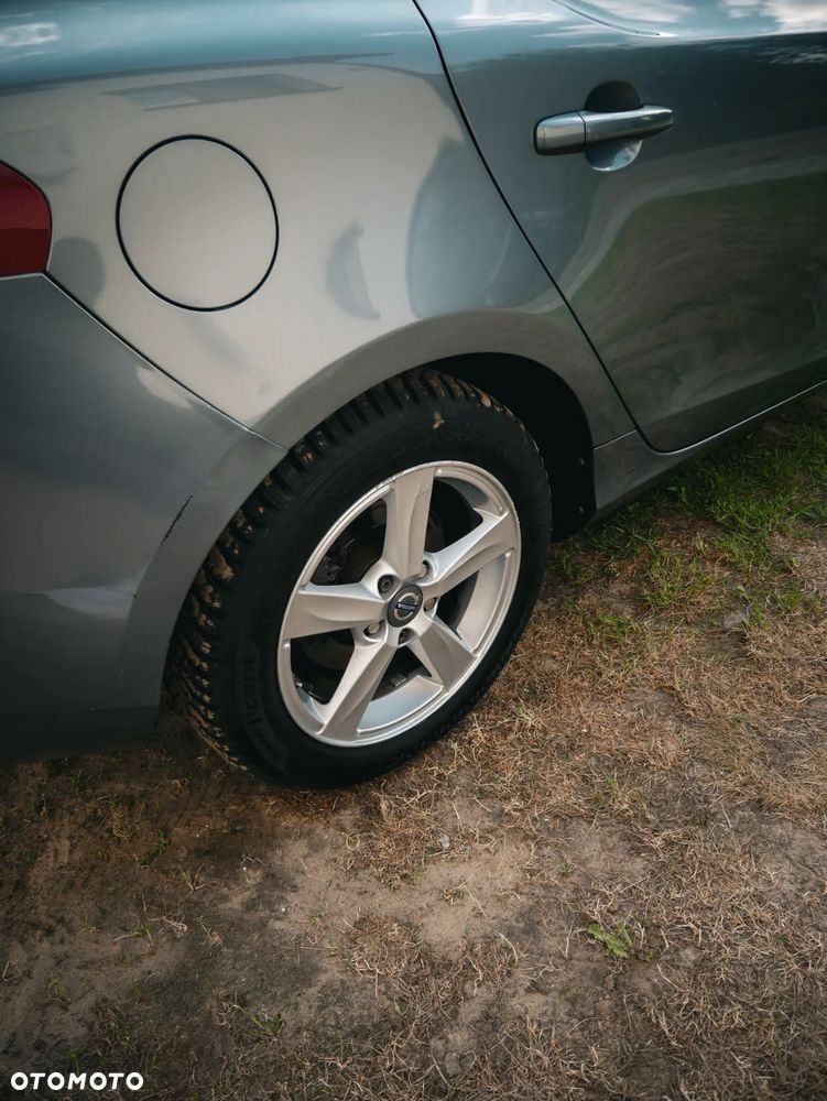 Volvo V40 D4 Summum - 13