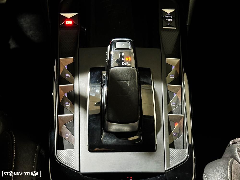 DS DS3 Crossback E-TENSE PERFORMANCE LINE + - 41