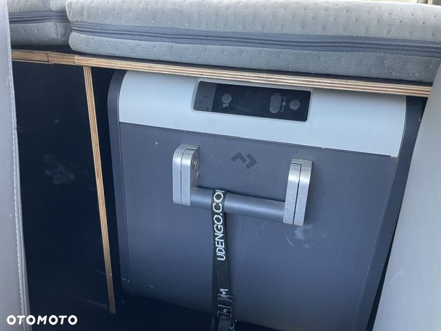 Toyota Land Cruiser - 5