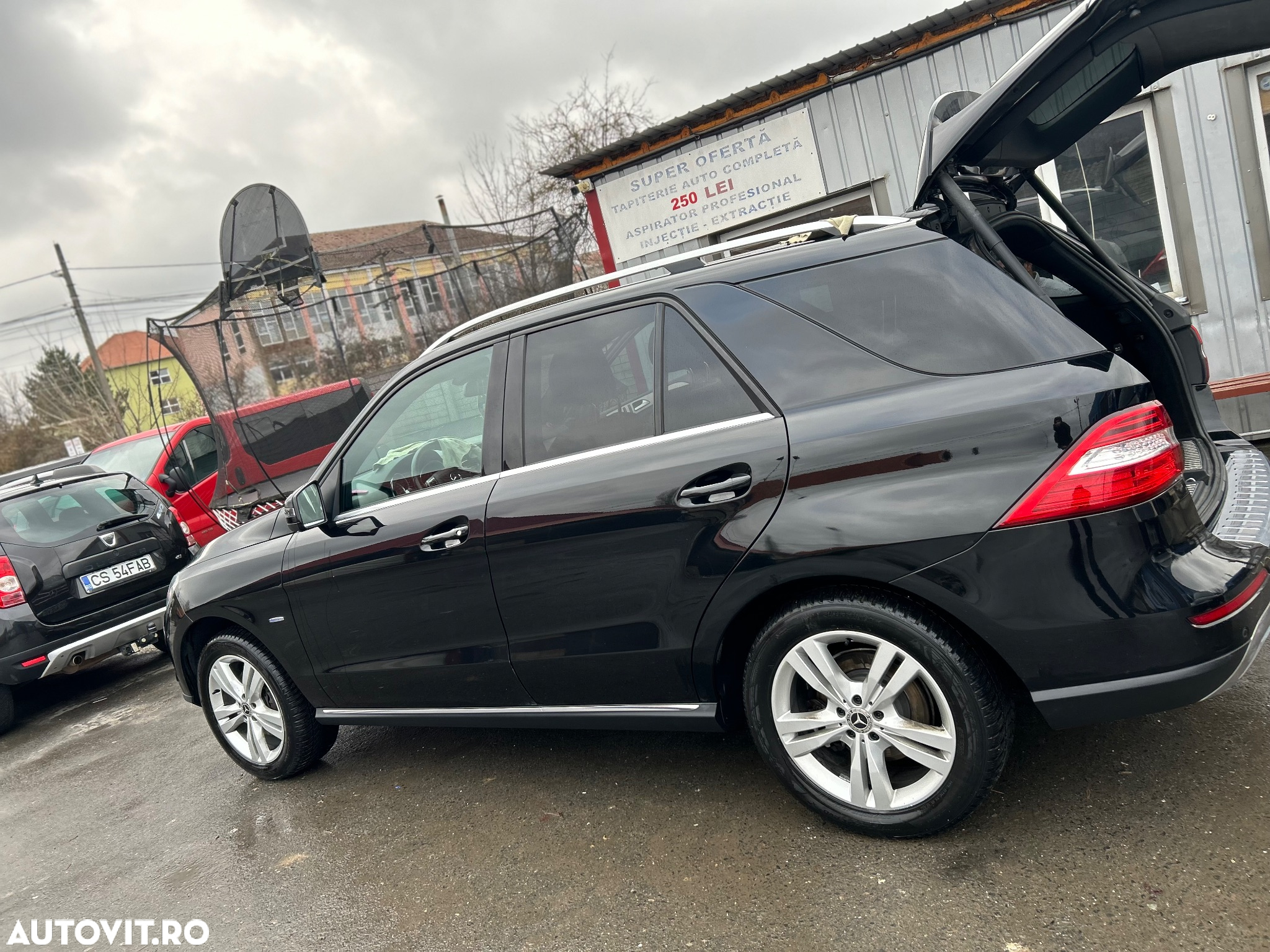 Mercedes-Benz ML 250 BlueTec 4MATIC Aut - 5