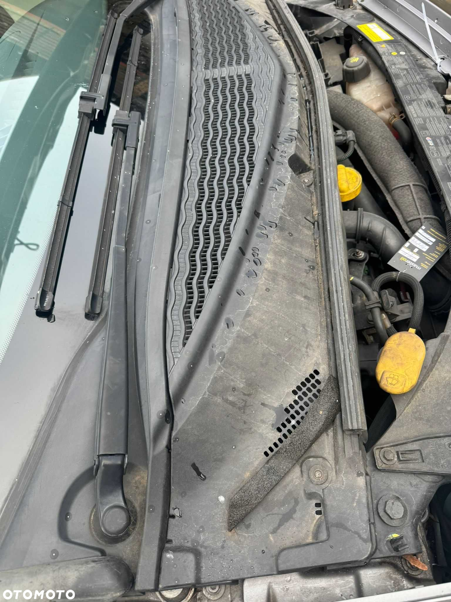 Podszybie Renault Modus Lift kompletne europa - 2