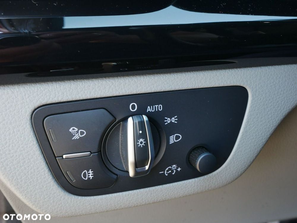 Audi Q5 40 TDI quattro S tronic - 33