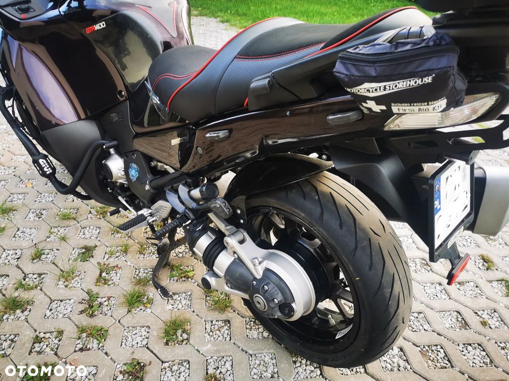 Kawasaki GTR - 4