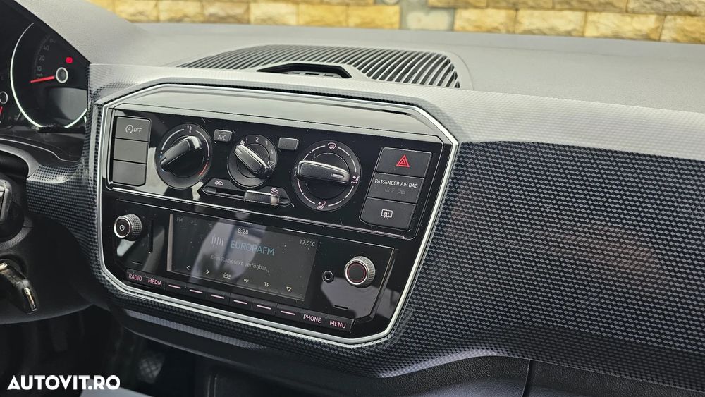 Volkswagen up! BlueMotion Technology club - 10