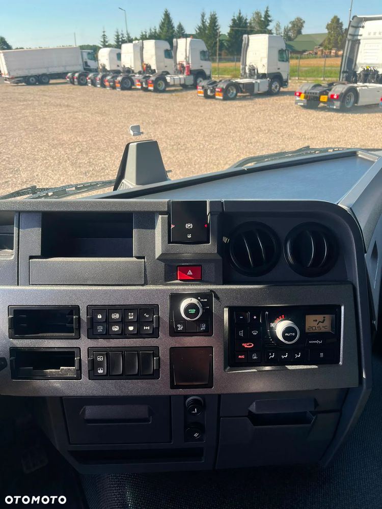 Renault T480 / 2 ZBIORNIKI / Import Francja / Super Stan - 14
