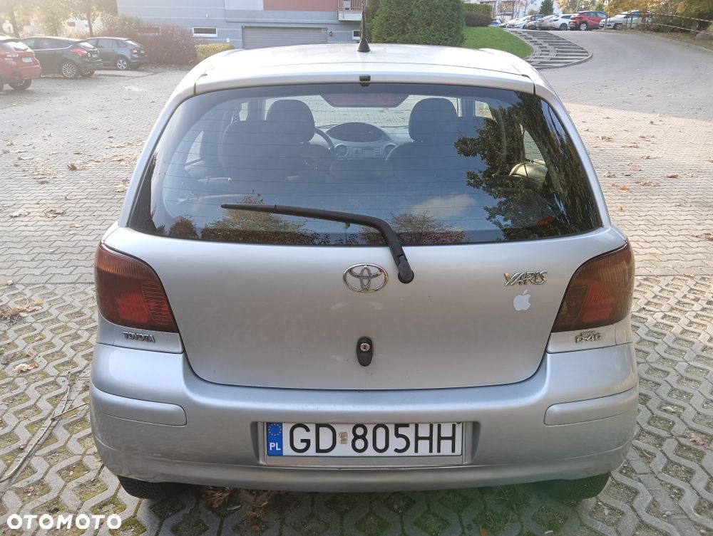 Toyota Yaris - 5