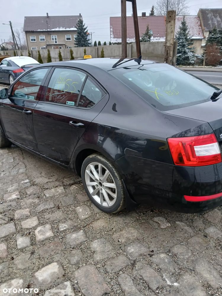 Skoda octavia 3 drzwi błotnik klapa - 5
