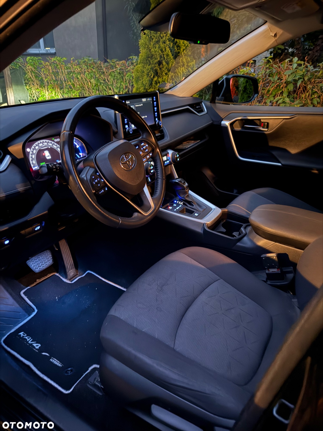 Toyota RAV4 2.5 Hybrid Active 4x2 - 9