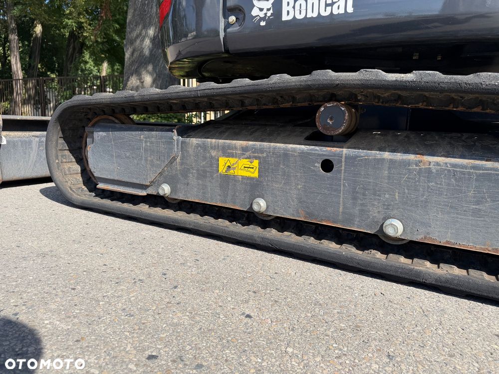 Bobcat Minikoparka E35z - 21