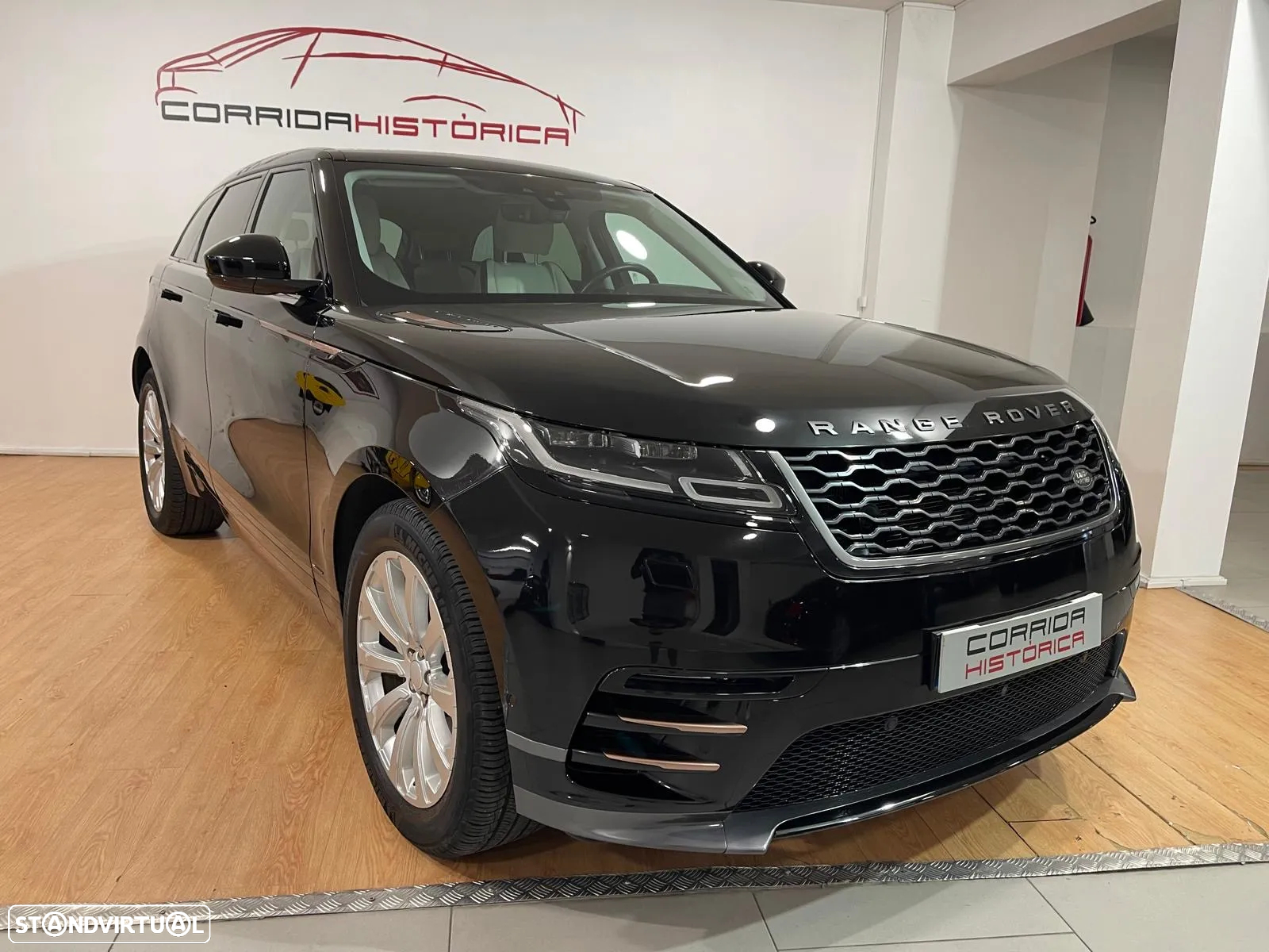Land Rover Range Rover Velar 2.0 D R-Dynamic S - 36