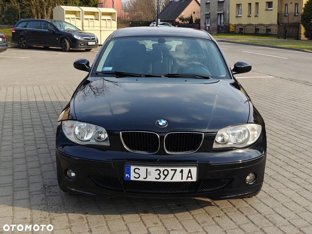BMW Seria 1 - 24