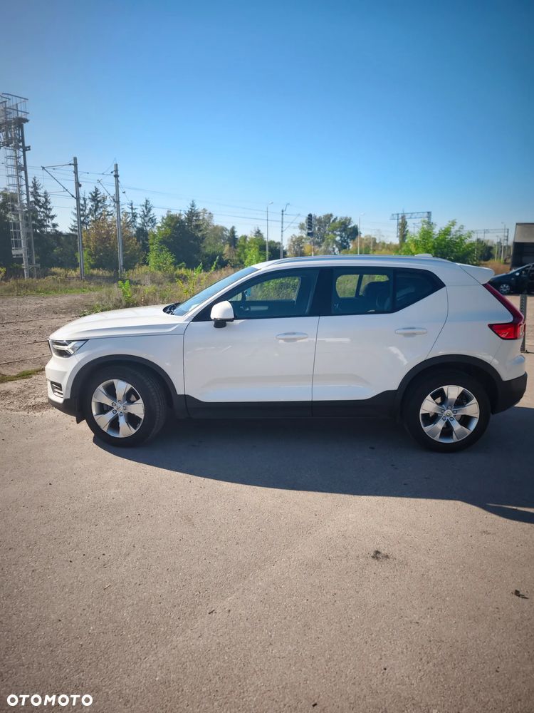 Volvo XC 40 T3 Momentum Pro - 5
