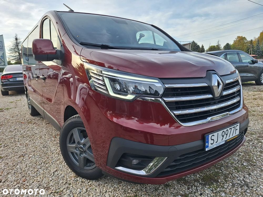 Renault Trafic 2023 photo 2