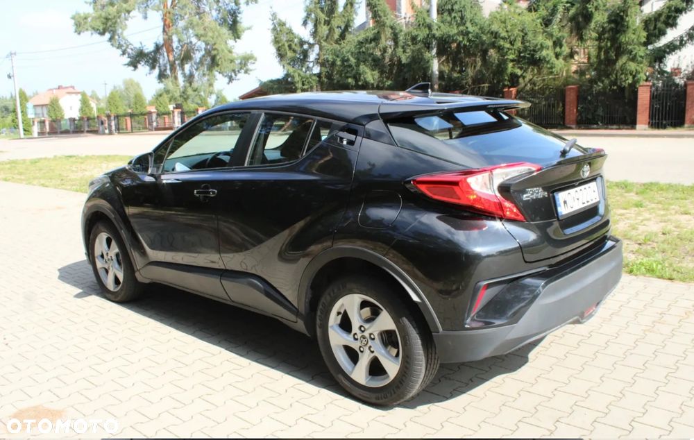 Toyota C-HR - 4