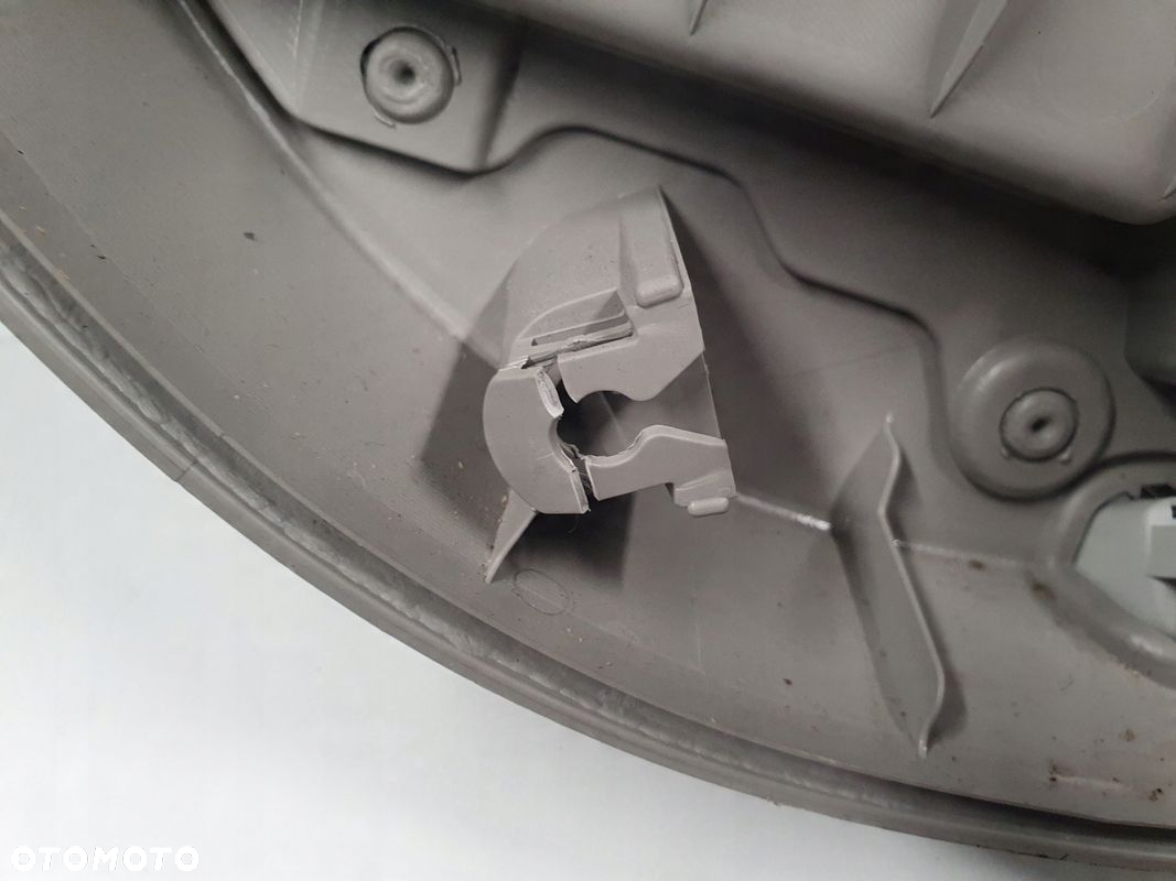 VW Passat B7 USA 11-16 boczek tapicerka drzwi prawa przednia pasażera - 6