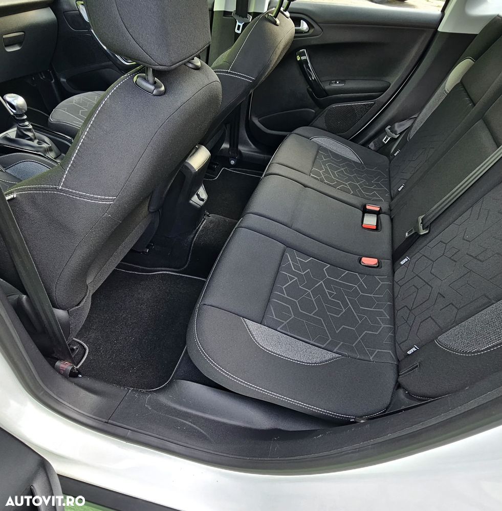 Peugeot 2008 PureTech 110 Stop&Start Active - 14